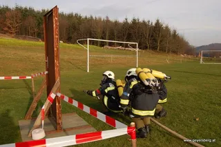 Ausbildungsprüfung Löscheinsatz 2009, Foto 11