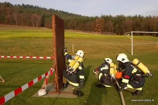 Ausbildungsprüfung Löscheinsatz 2009, Foto 12