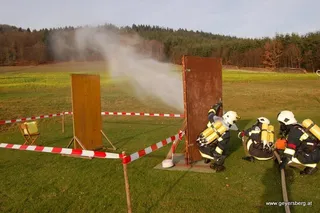 Ausbildungsprüfung Löscheinsatz 2009, Foto 13