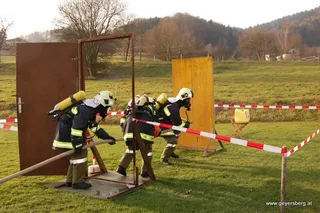 Ausbildungsprüfung Löscheinsatz 2009, Foto 16