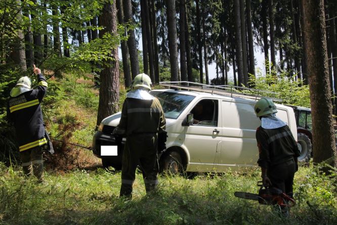 T1 Fahrzeugbergung für die FF Geyersberg