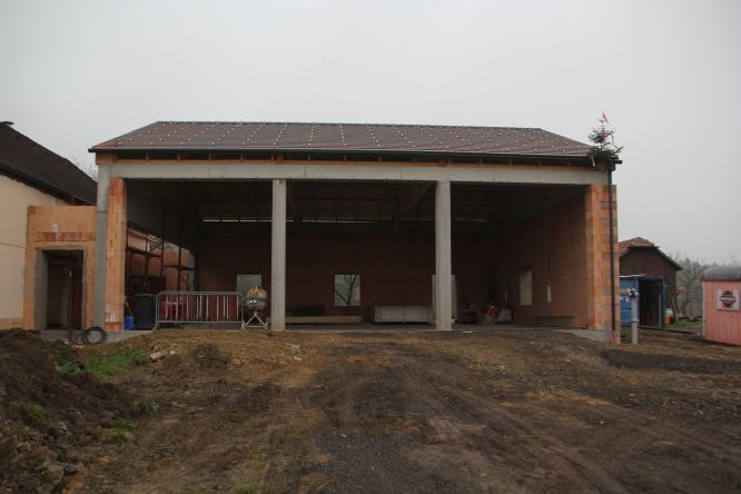 Fortschritte beim Bau des neuen FF-Hauses und Veranstaltungszentrums in Geyersberg