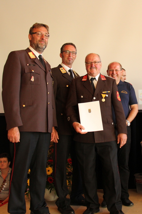 Geyersberger Kameraden feiern neues Feuerwehrhaus
