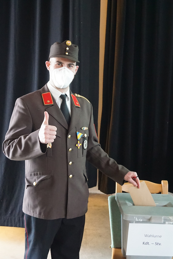 Wahl des neuen Kommandos