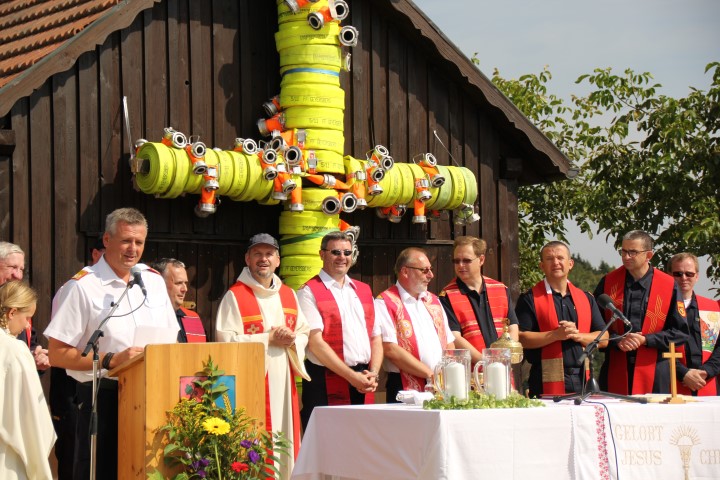 Feuerwehren beten für Unversehrtheit bei Einsätzen