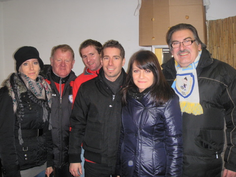 Bilder vom caritativem Glühweinstand am 18.12.2010